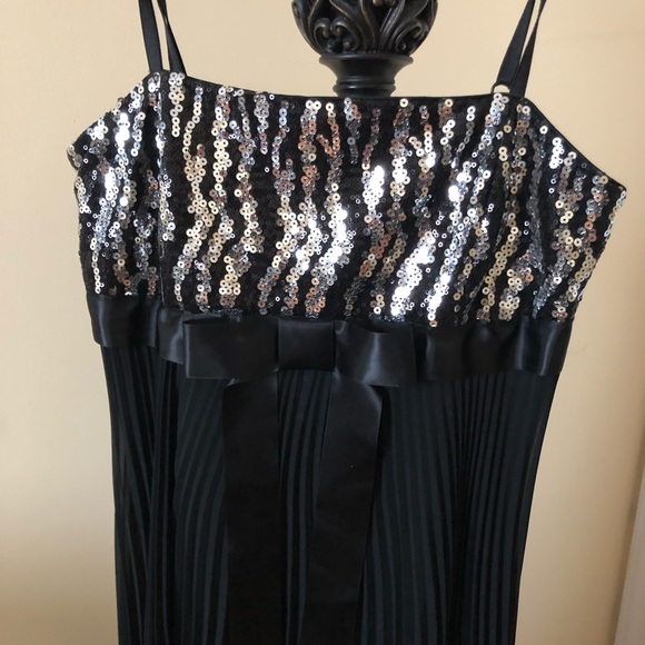 Gorgeous and delicate party/cocktail dress - Picture 2 of 5